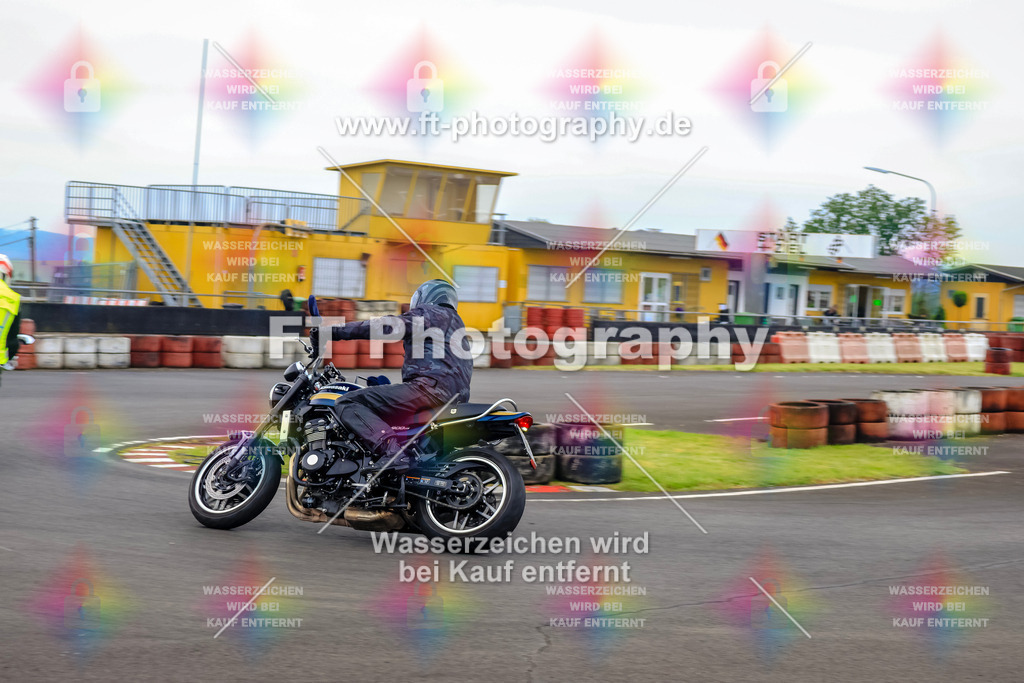 OBK-5710 | Hier findet Ihr Bilder von Touristenfahrten auf der Nürburgring Nordschleife oder von anderen Veranstaltungen die ich besucht habe. Viel Spass beim Durch Schauen 