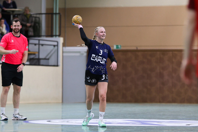 Handball I Damen I Saison 2025-2026 I Verbandsliga Süd I HSG Kalkberg 06 - MTV Dänischenhagen I 14.12.2025.183 | Franziska Hänisch (3, HSG Kalkberg 06) - Realisiert mit Pictrs.com