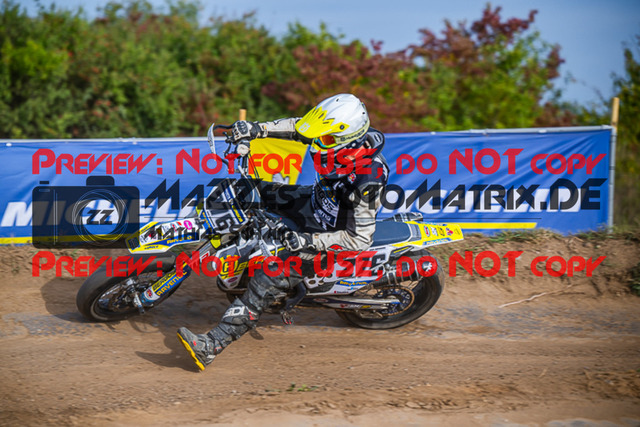 MaZZes_FotoMatrix_231001_7994 | S4