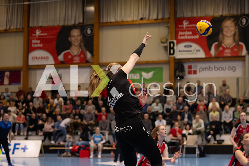 Volleyball I Frauen I Saison 2025-2026 I Volleyball NLA | Women I 1/2 Finals I  VC Kanti Schaffhausen - Sm'Aesch Pfeffingen I 22.03.2026 | 9 Jordan Lockwood (USA) (VC Kanti Schaffhausen) – Diagonal - Realisiert mit Pictrs.com