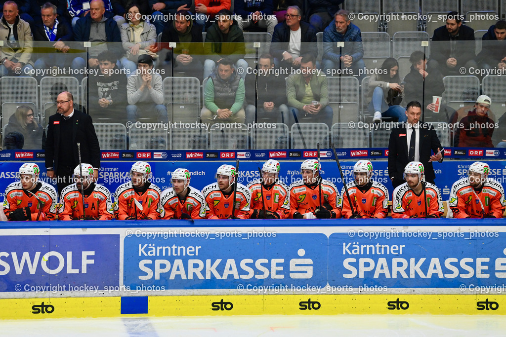 EC IDM WÄRMEPUMPEN VSV vs. MOSER MEDICAL GRAZ99ERS | Spielerbank Graz 99ers, Headcoach Graz 99ers Daniel Lacroix, Asisstentcoach Graz 99ers NATE DICASMIRRO, EC IDM WÄRMEPUMPEN VSV vs. MOSER MEDICAL GRAZ99ERS, EC IDM WÄRMEPUMPEN VSV vs. MOSER MEDICAL GRAZ99ERS am 12.03.2026 in Villach (Stadthalle Villach), Austria, (Photo by Bernd Stefan)