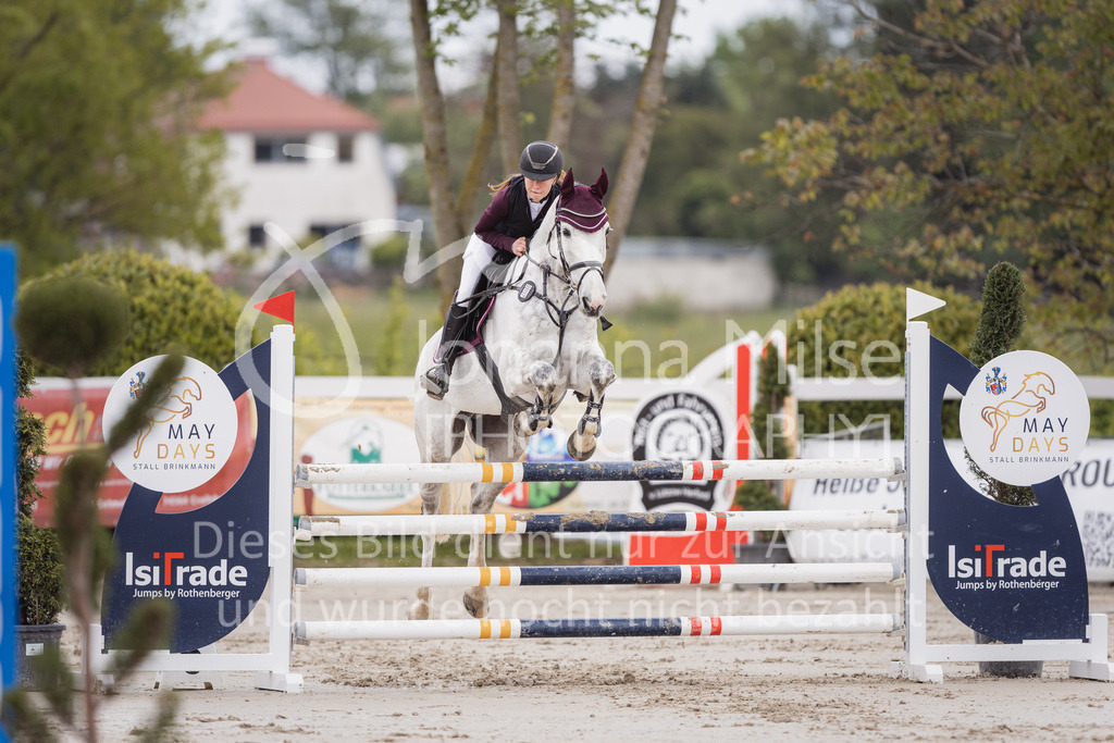 230520_MayDays_L-Spr-U25-425 | Deine schönsten Turniermomente als professionelle Fotos! Entdecke hochwertige Pferdesport-Fotografie im Online-Shop. Jetzt Fotos finden & bestellen!