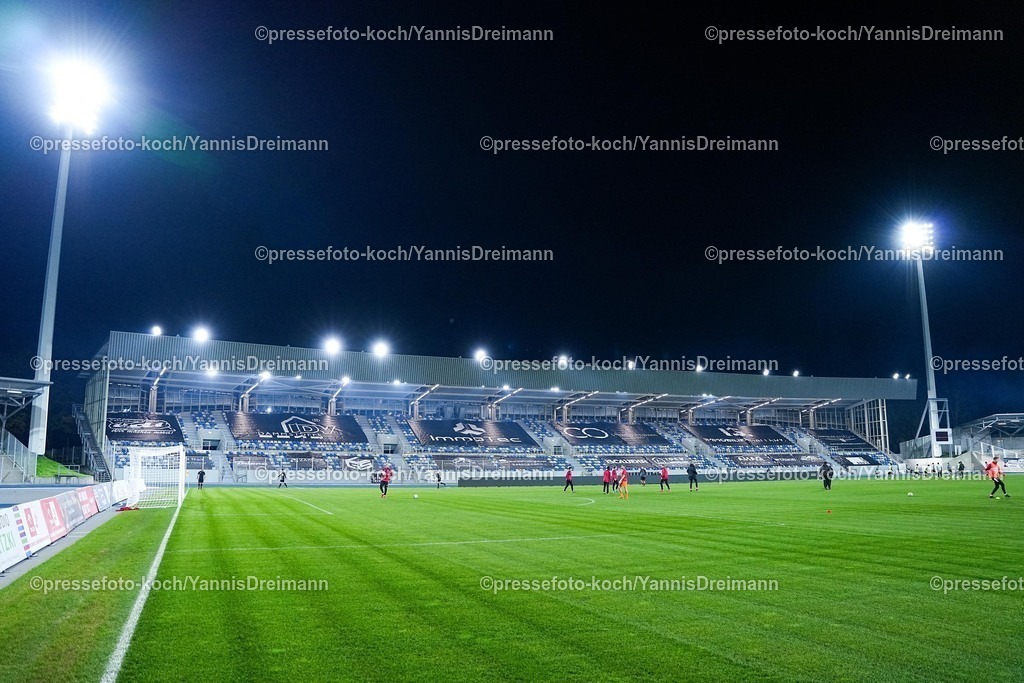 xYDRx06112501088 | 06.11.2025, xydrx, Fußball, Oberliga Westfalen, SG Wattenscheid 09 - FC Eintracht Rheine, Saison 2025 2026, Lohrheidestadion:  Übersichtsbild,