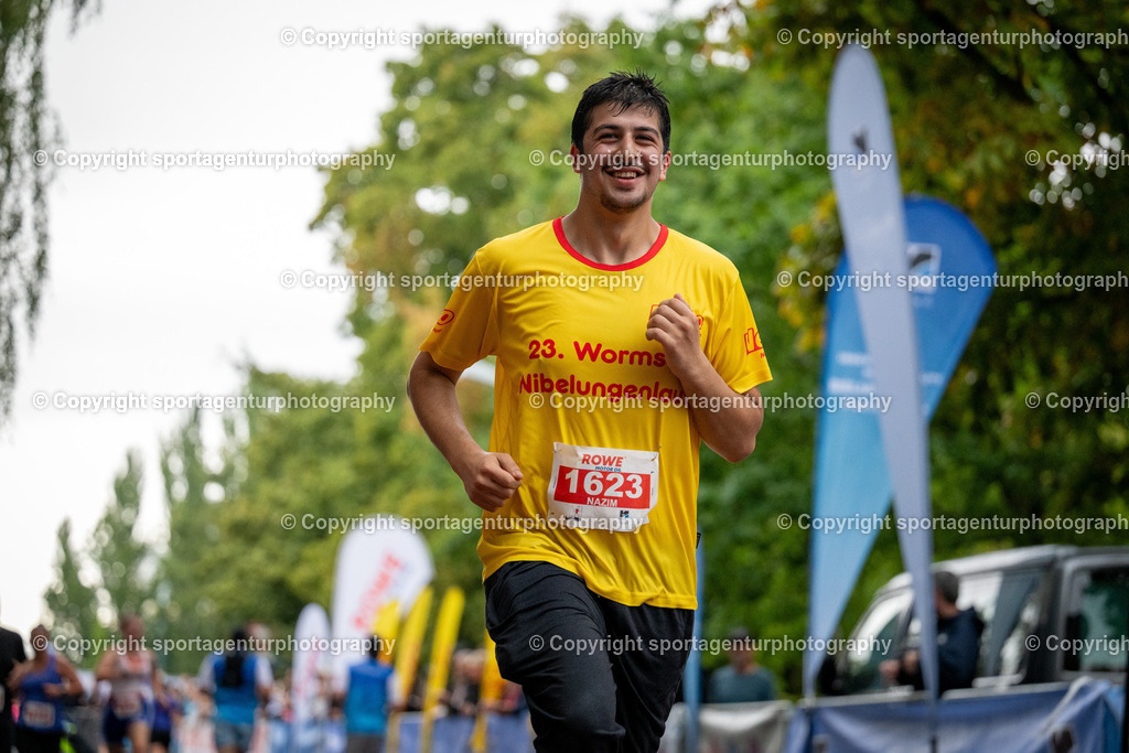 23. Wormser Nibelungenlauf | 10km Lauf + Walker - Realisiert mit Pictrs.com