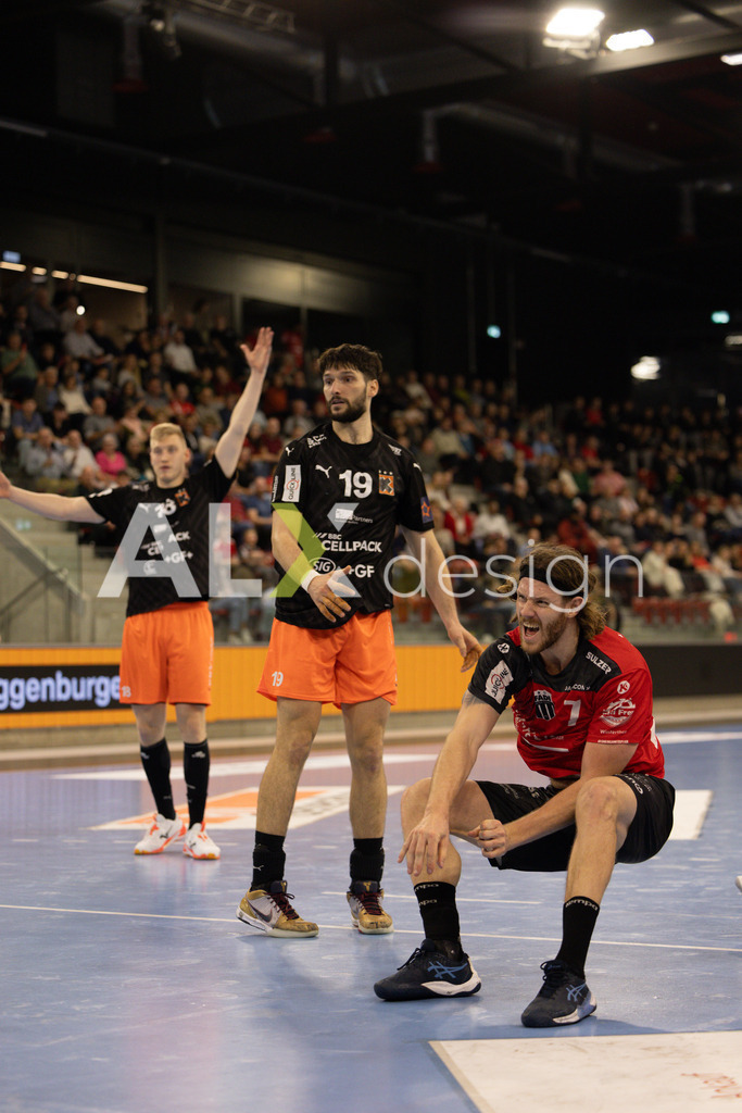 Handballen I Herren I Saison 2025-2026 I Quickline Handball League 2026 | Men I 18. Spieltag I Pfade Winterthur - Kadetten Schaffhausen I 20.12.2025 | 7 Oliver Eggert (Pfadi Winterthur) – Rückraum mitte - Realisiert mit Pictrs.com