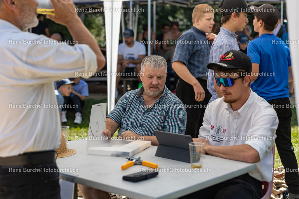 602A0419 | René Burch leidenschaftlicher Fotograf aus Kerns in Obwalden.  Hier finden sie Sport, Landschaft und Natur Fotografie.
 - Realisiert mit Pictrs.com