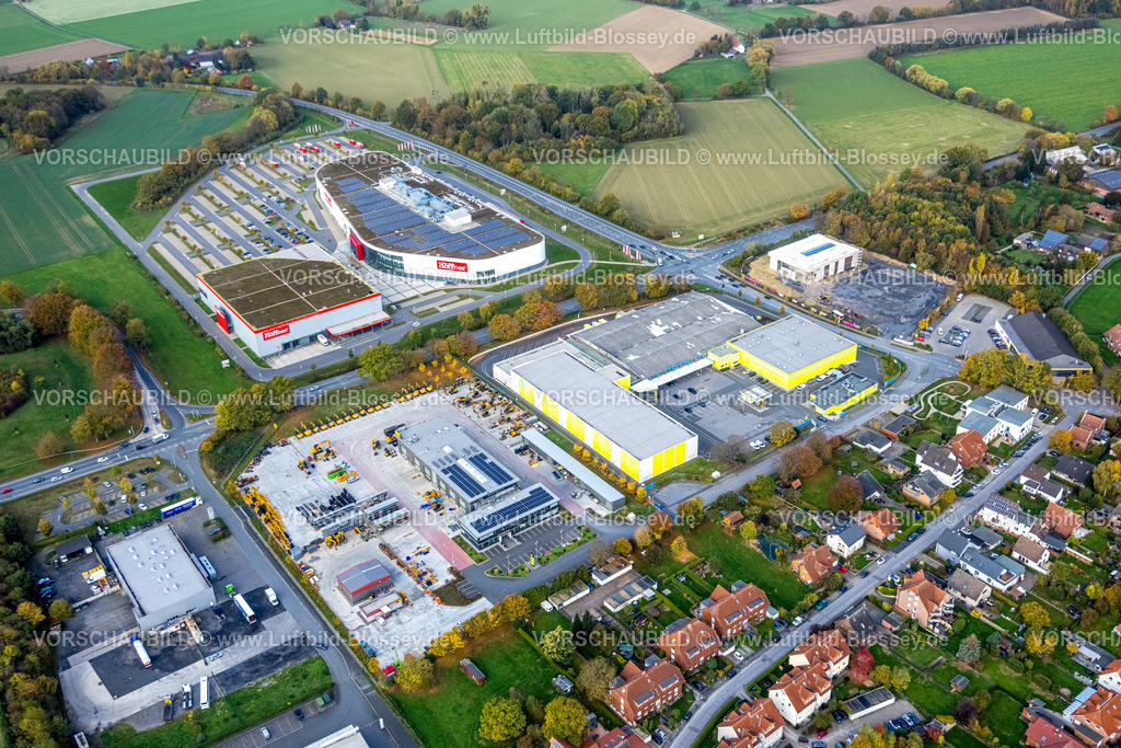 Hamm221012317 | Luftbild, Gewerbegebiet Zeppelinstraße, Baugebiet mit Neubau Mensing Galerie an der Werler Straße Ecke Unnaer Straße, Möbel Höffner, Rullko Großmarkt, Rhynern, Hamm, Ruhrgebiet, Nordrhein-Westfalen, Deutschland