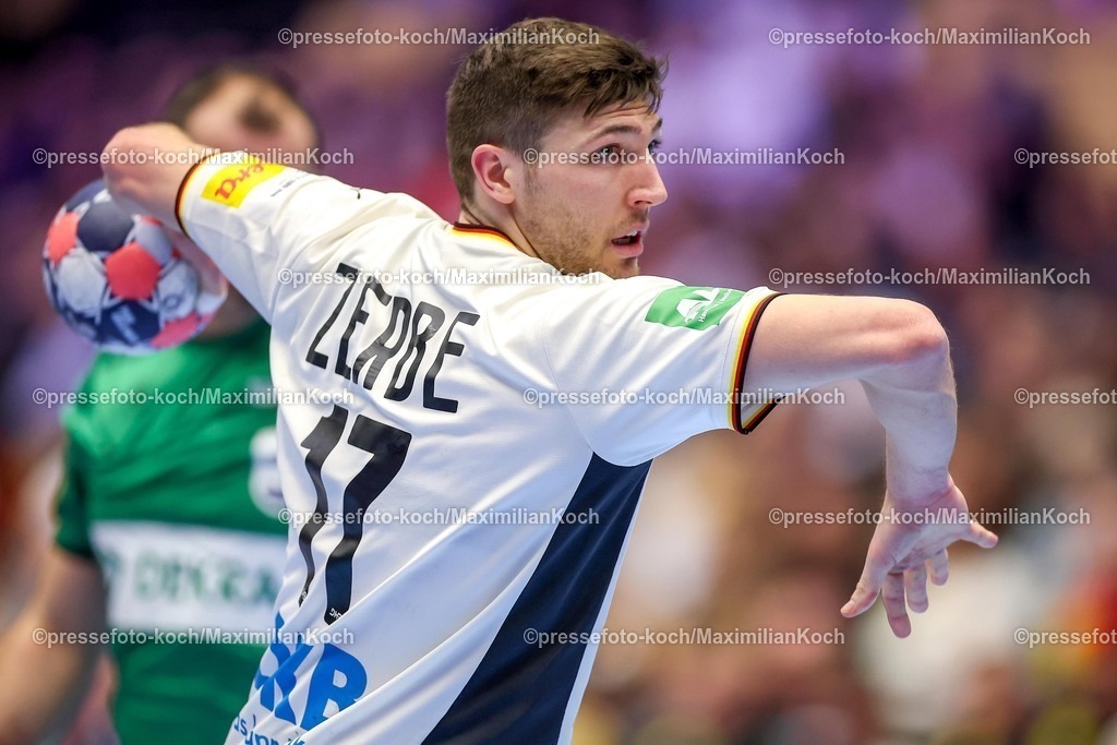 EHF15012602154 | 15.01.2026, Handball, Men's EHF EURO 2026, Deutschland - Österreich, Jyske Bank Boxen in Herning, Dänemark, Preliminary Round:  Lukas Zerbe (Germany #17) 