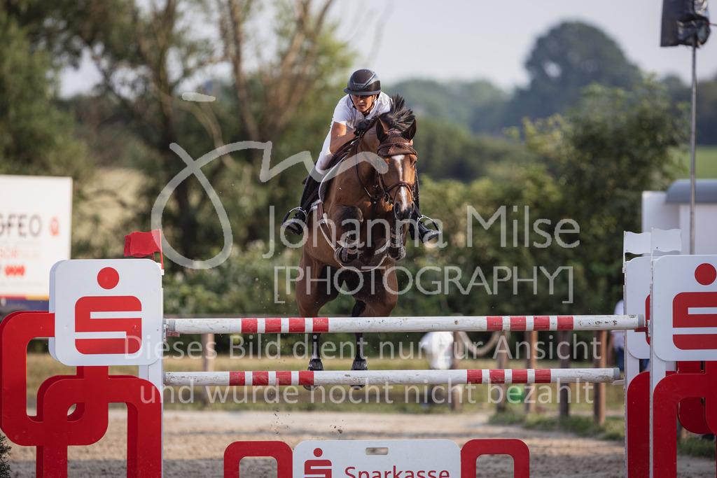 230624_PfSpTa_GroßerPreis-256 | Deine schönsten Turniermomente als professionelle Fotos! Entdecke hochwertige Pferdesport-Fotografie im Online-Shop. Jetzt Fotos finden & bestellen!