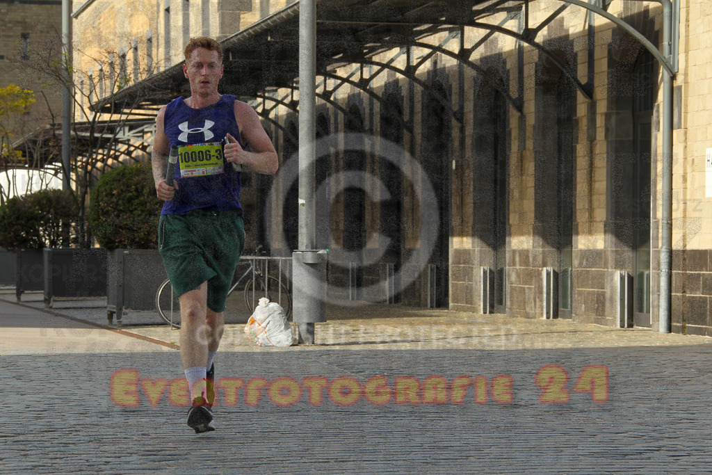 250920_1542_EV4_9480 | Sportfotografie im Rhein-Sieg Kreis, Köln, Bonn, NRW, Rheinland Pfalz, Hessen, etc. Unser Tätigkeitsfeld umfasst den Laufsport vom Volkslauf über den Marathon, Duathlon, Triathon bis zum Ultralauf wie Kölnpfad Ultra oder Schindertrail.
