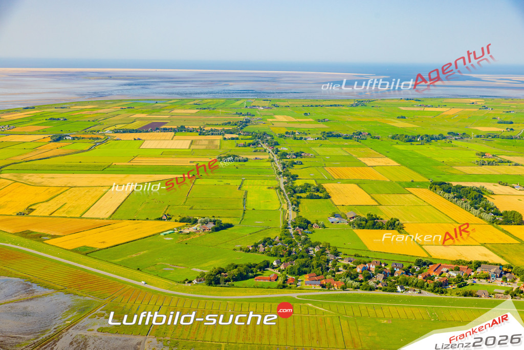 Luftbild Vs Google Maps  Junkersmitteldeich  Pellworm -Das Luftbild wurde 2025 vom UL-Flugzeug heraus erstellt ( keine Drohnenluftbilder ) - Hochauflösende Luftaufnahme -Nicht vergleichbar mit Google Maps oder Satelittenbilder- Die Geschenkidee !Mit Lizenz und Bildrechte bestellbar