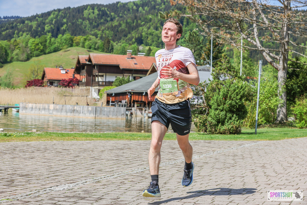 007A2738 | Schliersee Lauf 2026 #flowmotion #schlierseelauf #junglückschlierseelauf #schliersee #halbmarathon @junglueck #sportshot_your_pictrs #yourpictrs #canondeutschland #canonsportphotography