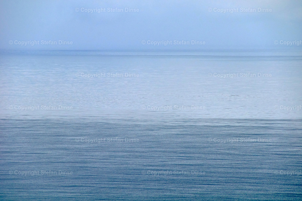 minimalistic clean seascape | minimalistic clean seascape - Realisiert mit Pictrs.com