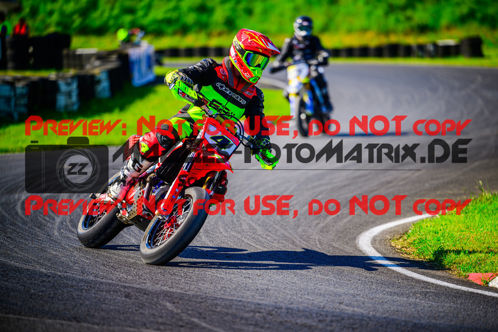 MaZZes_FotoMatrix_240512_6021986_0177 | S4