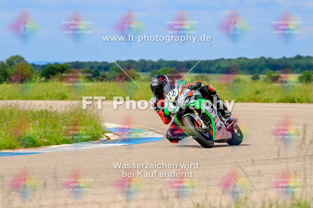 MotoTeam-1038 | Hier findet Ihr Bilder von Touristenfahrten auf der Nürburgring Nordschleife oder von anderen Veranstaltungen die ich besucht habe. Viel Spass beim Durch Schauen 