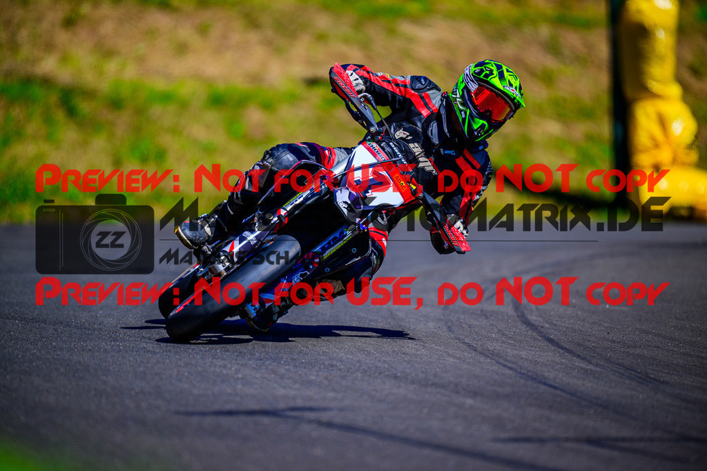 MaZZes_FotoMatrix_240816_6007705_8563 | UE40