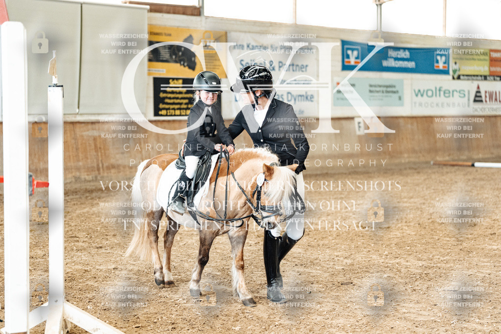 CK905940 | Turnierfotografie Pferdefotografie Trier Rheinland-Pfalz Pferdesport Reitsport Tierfotografie Sportfotografie Pferdevideo Pferdevideografie Equestrianvideography equestrianphotography  - Realisiert mit Pictrs.com