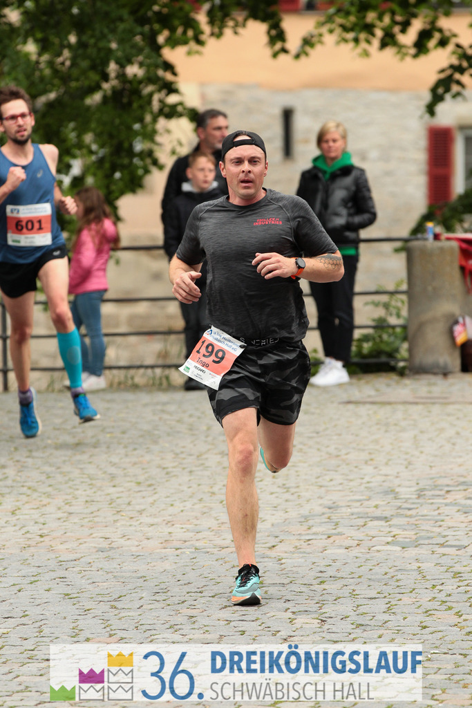 VR Bank Hauptlauf 10km | 3königslauf 2022 VR Bank Hauptlauf - Realisiert mit Pictrs.com