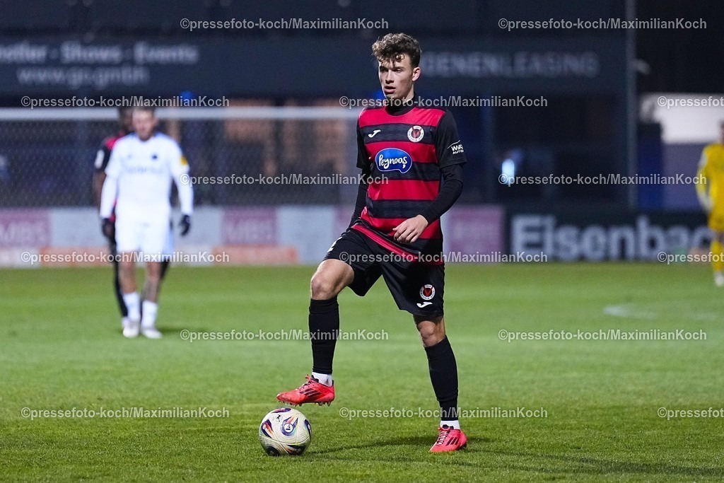 xYDRx23012601089 | 23.01.2026, xydrx, Fußball, 3.Liga, FC Viktoria Köln - 1.FC Saarbrücken, Saison 2025 2026, Sportpark Höhenberg: Lucas Wolf (FC Viktoria Köln #21)    DFB regulations prohibit any use of photographs as image sequences and or quasi-video. Photo: xYannisxDreimannxPressefotoKochx