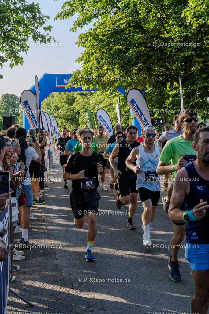 Sparda-Bank Nachtlauf Bonn; Bonn, 18.06.2025 | Impressionen vom Sparda-Bank Nachtlauf Bonn am 18.06.2025 in Bonn (Nordrhein-Westfalen). 
