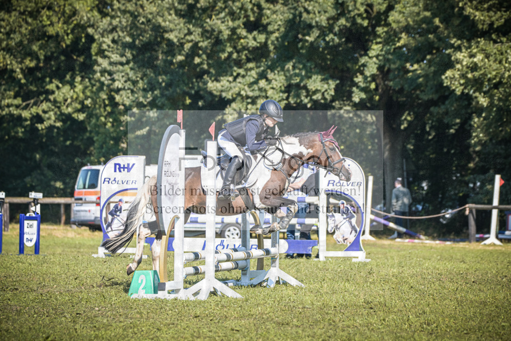 DOS_0343 | Entdecke hochwertige Reitturnierfotos von Foto Oger. Professionell, emotional und authentisch – jetzt Lieblingsmomente im Shop bestellen.Deutschlandweite Turnierfotografie. - Realisiert mit Pictrs.com