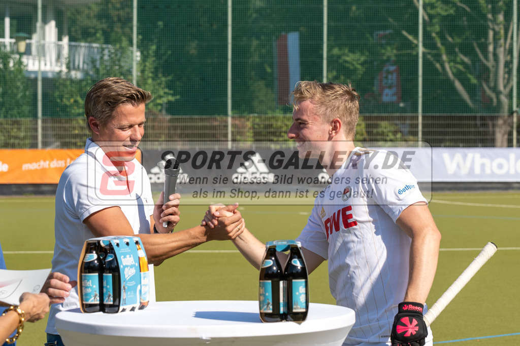 SFE_20220903_0049 | Luis Höchemer ( Rot-Weiss Köln #9 )  ; 1. Bundesliga Hockey Herren Rot-Weiss Köln - TSV Mannheim am 03.09.2022 in Köln (KTHC Stadion Rot-Weiss Köln Tennis and Hockey Club), Photo: Stephan Fehrmann 2022 (Sports-Gallery)