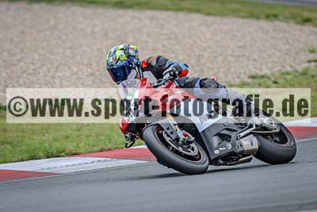 spof3018 | Professionelle Fotos von Sportveranstaltungen, aber auch Hochzeiten und anderen Events. - Realisiert mit Pictrs.com