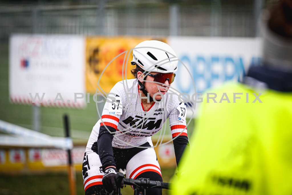 ..... | AUSTRIA, 24.11.24, 3.Radquerfeldein GP um das Sportzentrum Gunskirchen Image shows: Photo: Wapics / Andreas Willdoner