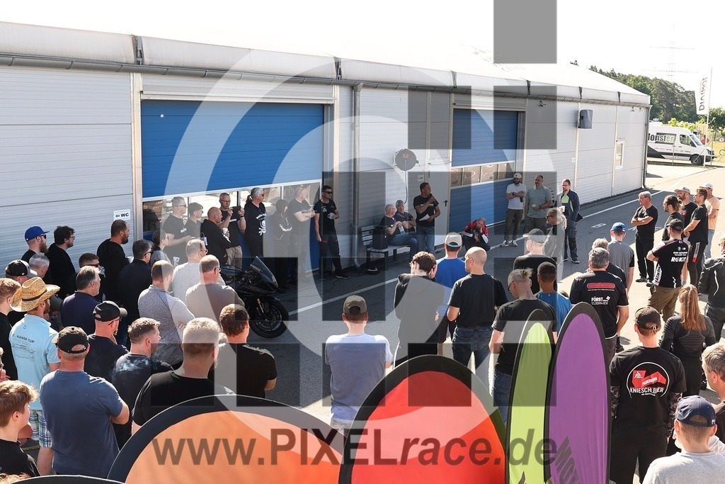 social-20260606_10065 | Schöne Erinnerungen an spannende Momente - das festzuhalten ist unser Job. PIXELrace.de ist seit 2003 auf den Rennstrecken Europas unterwegs um die Action draußen beim Fahren und die wunderbare Stimmung imm Fahrerlager für euch einzufangen.
