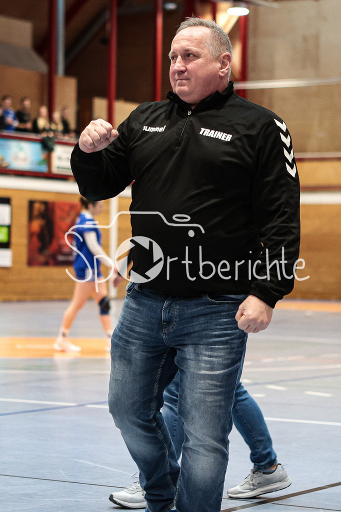 Kissinger SC - TSV Aichach | Professionelle Sportfotos aus den Bereichen Fußball, Eishockey, Handball und vieles mehr. Ob Sieg oder Niederlage