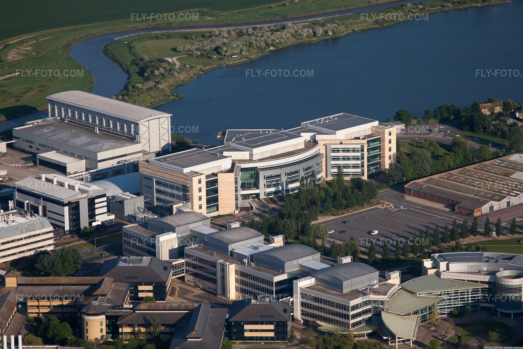 Aerial view: Factory premises of the chemical producer Pfizer Ltd and Discovery Park in Sandwich in the state England, Great Britain. – Photo: IMG_50526.jpg taken on 05/27/2012 by Werner Riehm/FLY-FOTO.com – Resolution of the original: 4752 x 3168 px