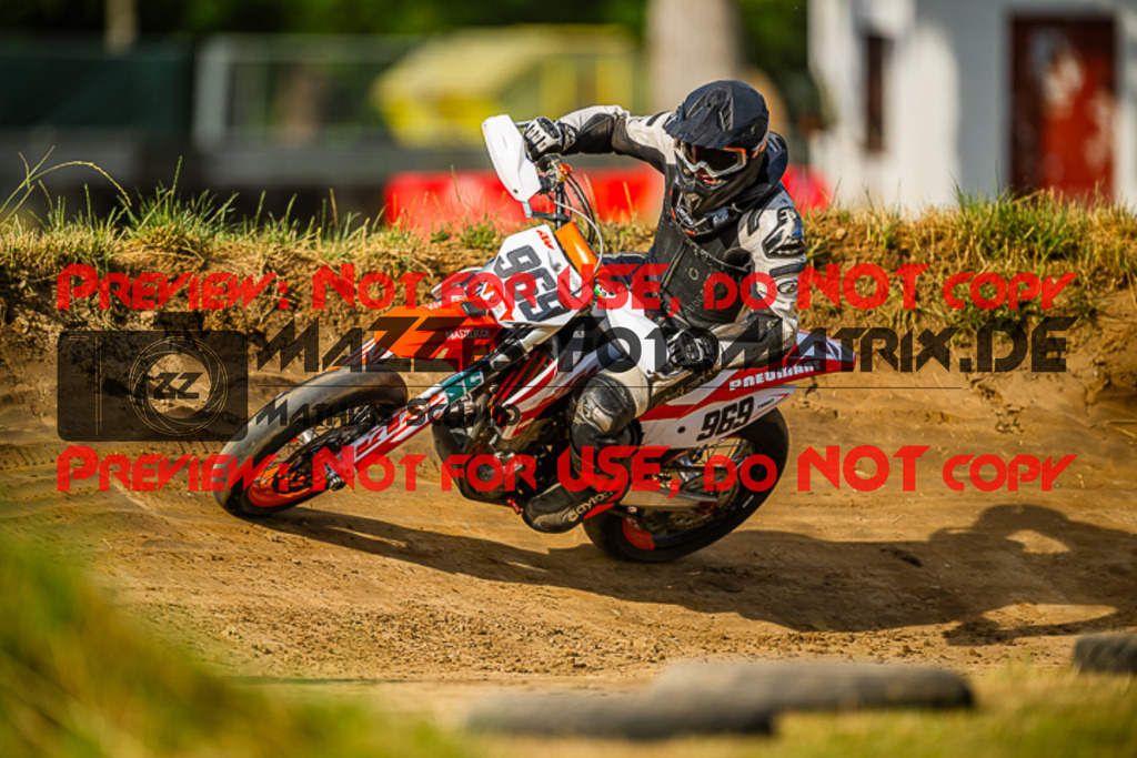 MaZZes_FotoMatrix_230701_6127 | S4