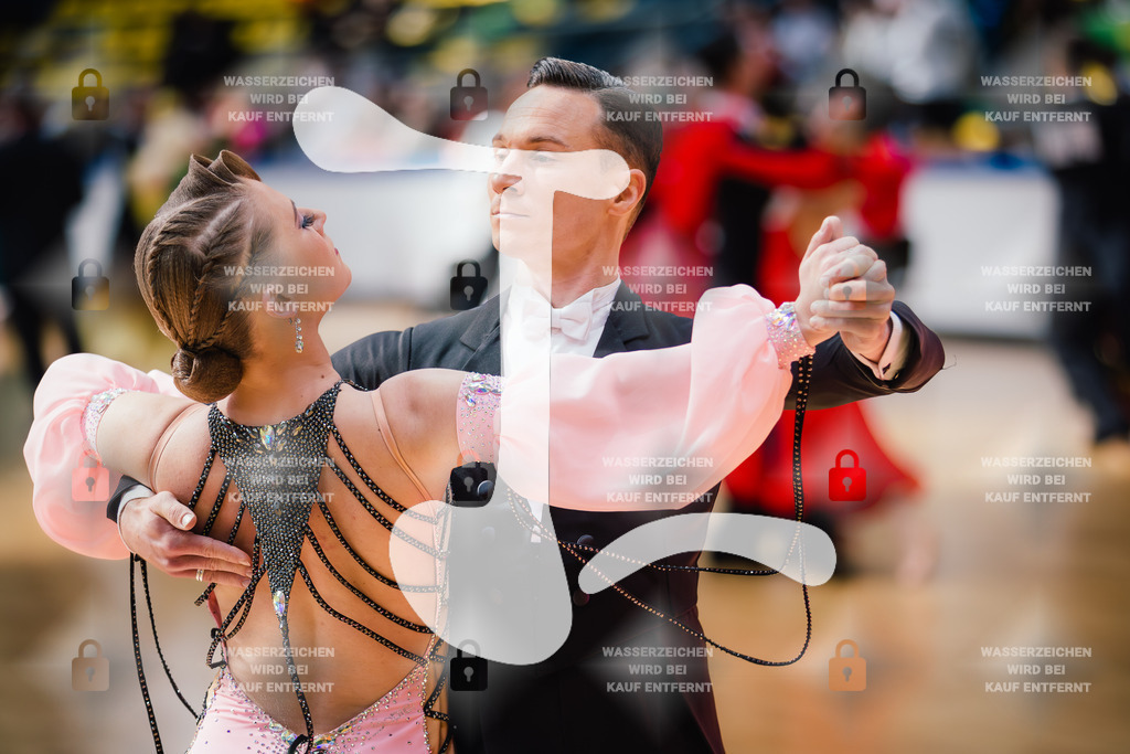 Hessen Tanzt WDSF Open Senior I Standard 2nd (52) Kristof Zsolt _ Daniela Paul (TC Der Frankfurter Kreis)-2025-05-17-7047 | Webshop for digital downloads and prints of dance sport, event & show photographer Julian Link - Realisiert mit Pictrs.com