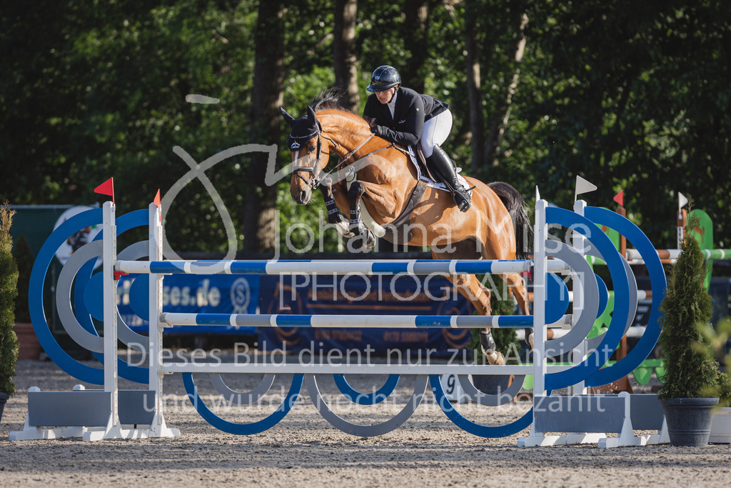 220614_Mühlen_Youngster-S-901 | Late Entry Mühlen
Springprüfung Kl.S* 7j. Youngster Springen
14.06.2022