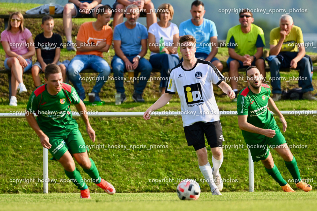 FC Gmünd vs. SV Spittal 1921 | #14 Stephan Gigler FC Gmünd, #7 Ralph Roman Scheer SV Spittal, #16 Daniel Vasiljevic FC Gmünd, FC Gmünd vs. SV Spittal 1921, FC Gmünd vs. SV Spittal 1921 am 27.08.2024 in Gmünd (Sportplatz Karnerau), Austria, (Photo by Bernd Stefan)