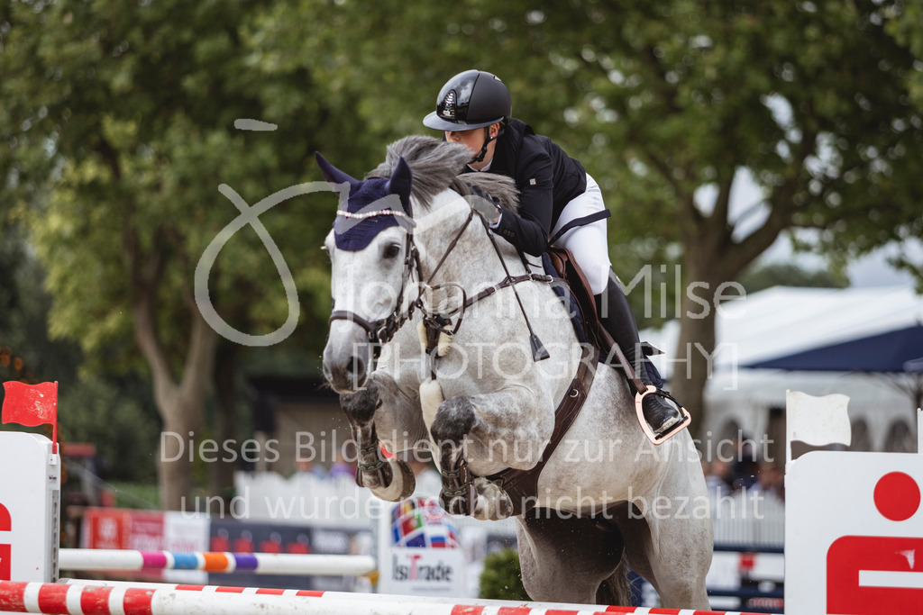 240712_BHO_ZweiPh-M2-1-501 | Deine schönsten Turniermomente als professionelle Fotos! Entdecke hochwertige Pferdesport-Fotografie im Online-Shop. Jetzt Fotos finden & bestellen!