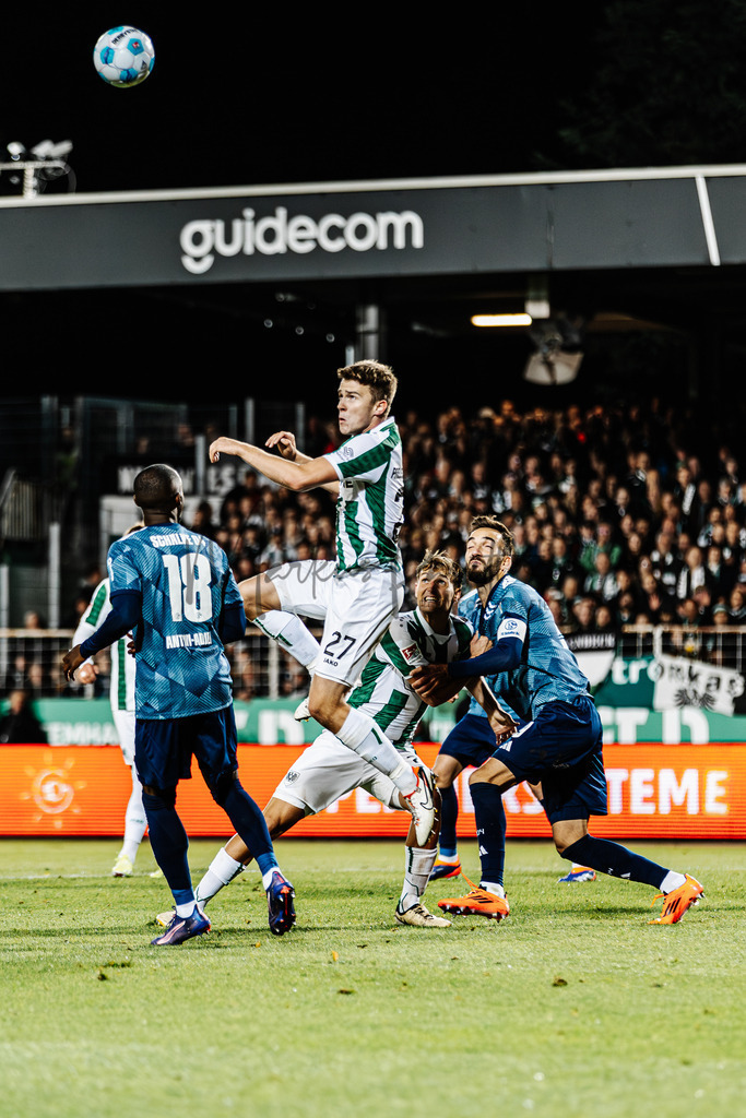 2. Bundesliga, Saison 2024/25, 7. Spieltag: SC Preußen Münster - FC Schalke 04 | Münster, 28.09.2024: 2. Bundesliga, 7. Spieltag, SC Preußen Münster gegen FC Schalke 04 im LVM-Preußenstadion in Münster. Foto: sportfotografie.ms | Markus Paletta - Realisiert mit Pictrs.com