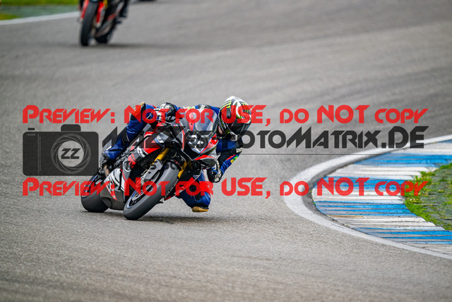 MaZZes_FotoMatrix_240701_6007705_6163 | WEISS