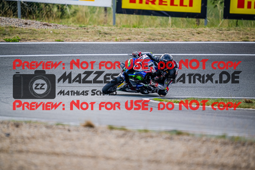 MaZZes_FotoMatrix_220722_8164 | IDM1000