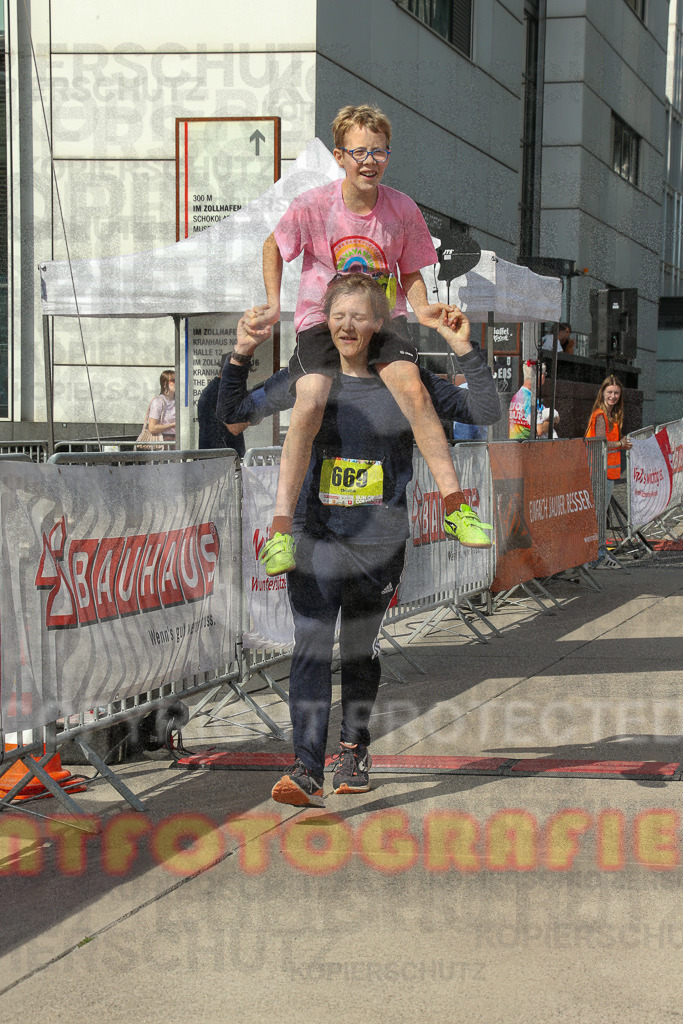 250920_1358_EX1_7179 | Sportfotografie im Rhein-Sieg Kreis, Köln, Bonn, NRW, Rheinland Pfalz, Hessen, etc. Unser Tätigkeitsfeld umfasst den Laufsport vom Volkslauf über den Marathon, Duathlon, Triathon bis zum Ultralauf wie Kölnpfad Ultra oder Schindertrail.