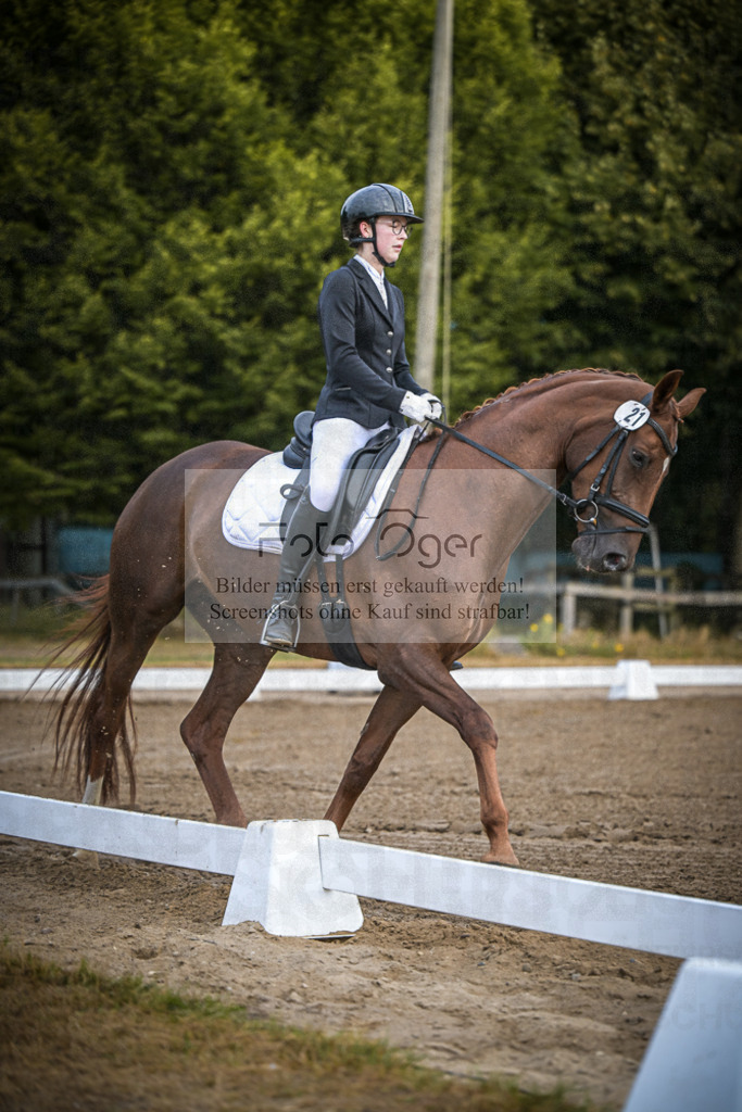 DOS_0345 | Entdecke hochwertige Reitturnierfotos von Foto Oger. Professionell, emotional und authentisch – jetzt Lieblingsmomente im Shop bestellen.Deutschlandweite Turnierfotografie. - Realisiert mit Pictrs.com
