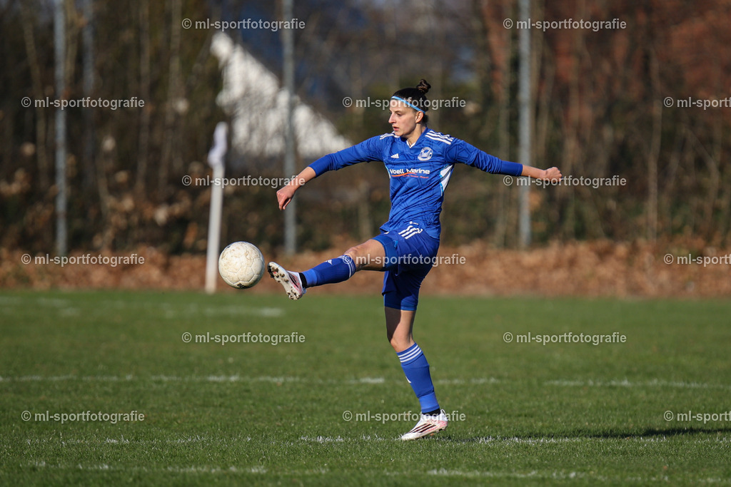 Fußball I Frauen I Saison 2025/2026 I Oberliga Schleswig-Holstein I 14. Spieltag I Merkur Hademarschen - SSC Hagen Ahrensburg | ml-sportfotografie - Realisiert mit Pictrs.com
