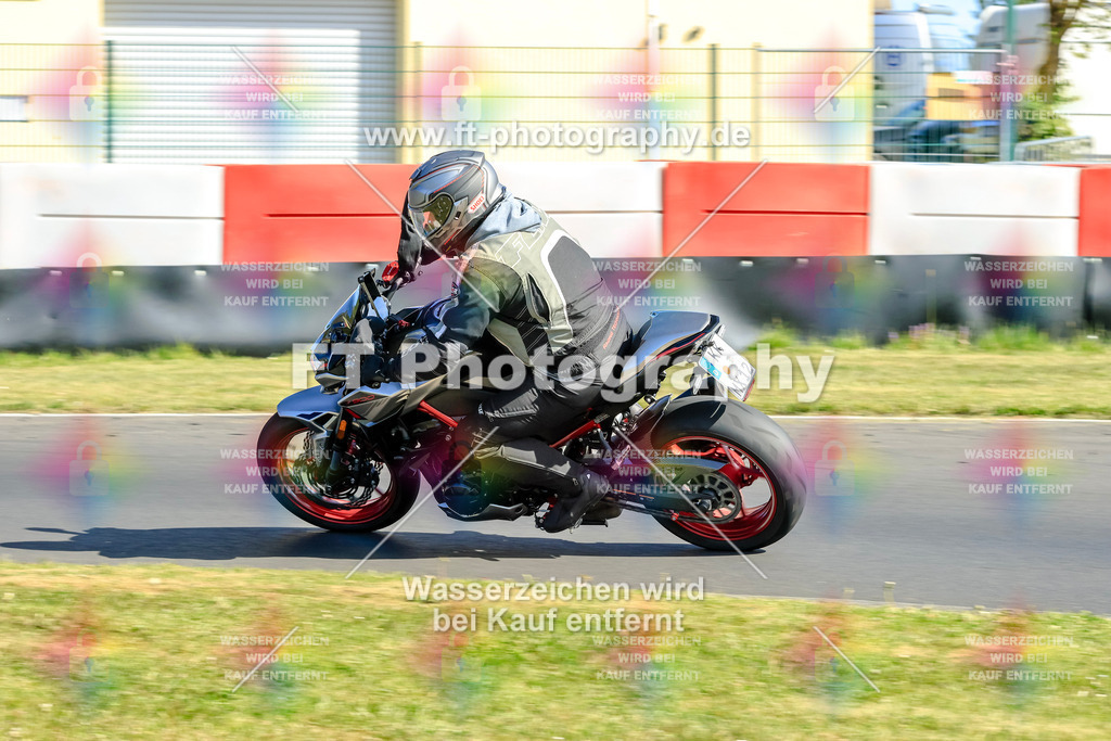 _OTO1572 | Hier findet Ihr Bilder von Touristenfahrten auf der Nürburgring Nordschleife oder von anderen Veranstaltungen die ich besucht habe. Viel Spass beim Durch Schauen 