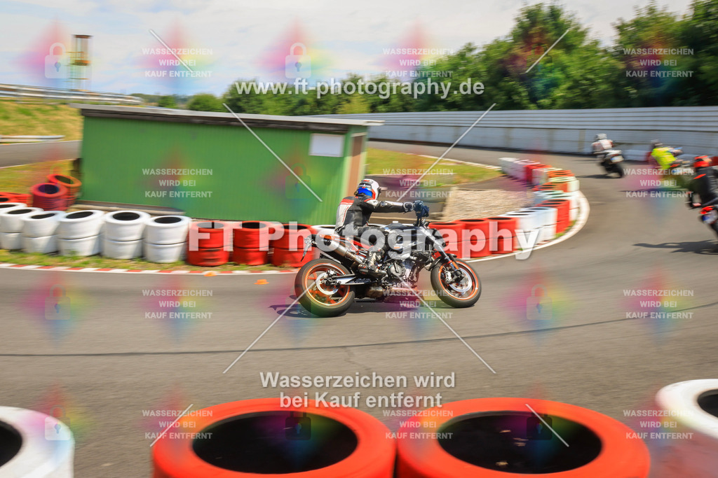 _DSK2717 | Hier findet Ihr Bilder von Touristenfahrten auf der Nürburgring Nordschleife oder von anderen Veranstaltungen die ich besucht habe. Viel Spass beim Durch Schauen 