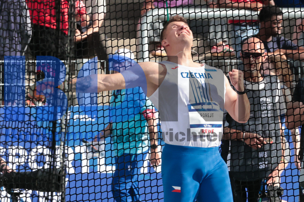 SES_RRGLAT20250721-73 | bond - Realisiert mit Pictrs.com