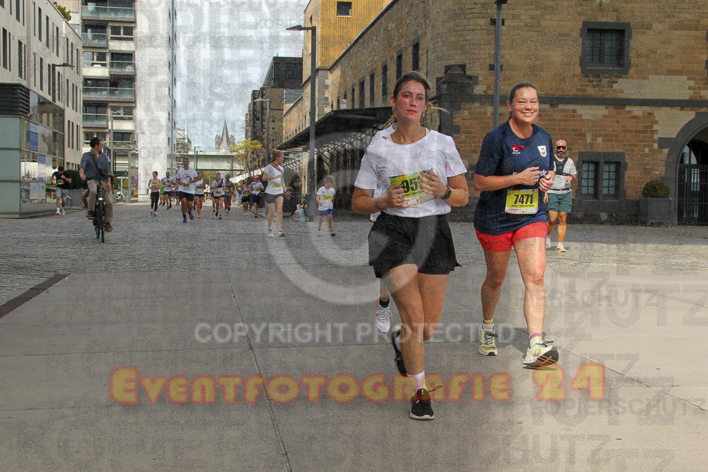 250920_1329_EV4_5767 | Sportfotografie im Rhein-Sieg Kreis, Köln, Bonn, NRW, Rheinland Pfalz, Hessen, etc. Unser Tätigkeitsfeld umfasst den Laufsport vom Volkslauf über den Marathon, Duathlon, Triathon bis zum Ultralauf wie Kölnpfad Ultra oder Schindertrail.