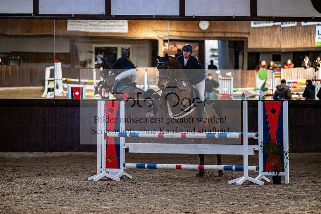 20240309-DOS_7242 | Entdecke hochwertige Reitturnierfotos von Foto Oger. Professionell, emotional und authentisch – jetzt Lieblingsmomente im Shop bestellen.Deutschlandweite Turnierfotografie. - Realisiert mit Pictrs.com