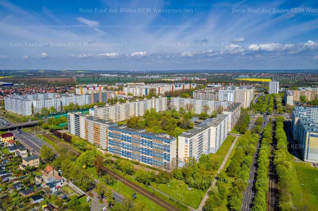 Magdeburg MWG Lumumbastraße Barleber Ebendorfer Chaussee Nord-0028 | Die Magdeburger Platte® - das sind die schönsten Luftbilder von Magdeburg & Sachsen-Anhalt auf Acryl, Leinwand oder zum Download. Das ist Luftbildfotografie & Luftbildaufnahmen mit Drohne & Flugzeug.  - Realisiert mit Pictrs.com
