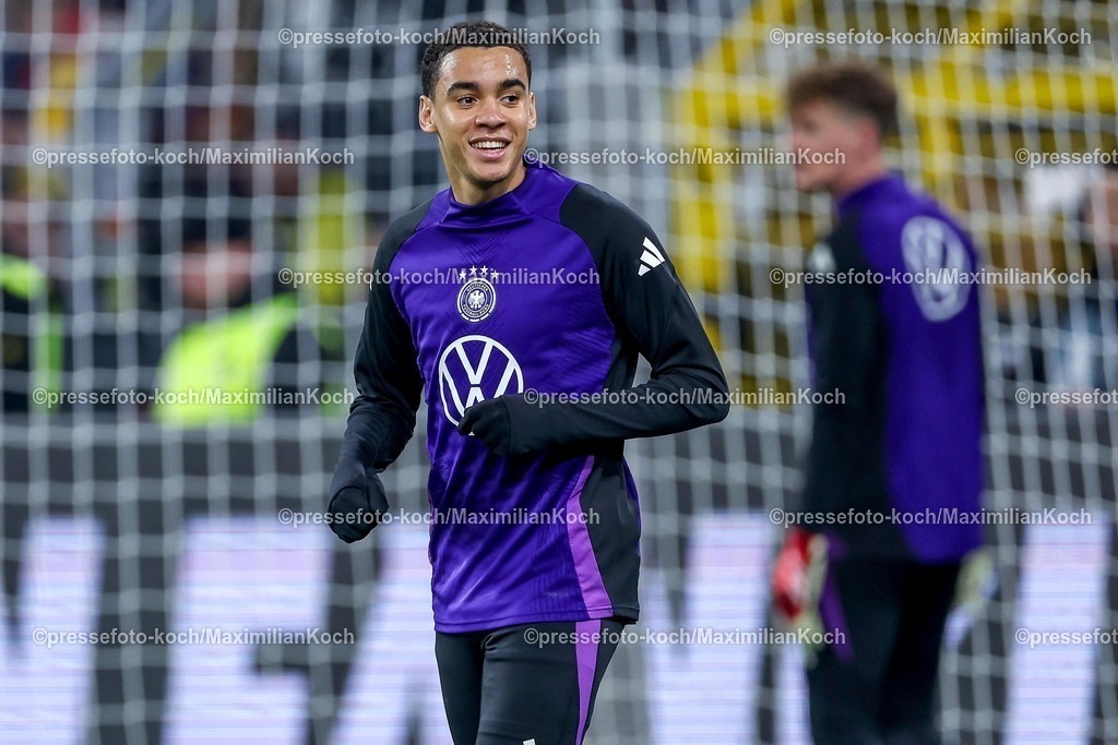 DFB23032502145 | 23.03.2025, Fußball, Viertelfinale UEFA Nations League, Deutschland - Italien, Signal Iduna Park, Saison 2024 2025: Jamal Musiala (GER #10) DFB regulations prohibit any use of photographs as image sequences and or quasi-video.