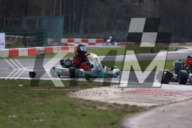 0DKP1377 | Kliewer Motion & Motorsport - Realisiert mit Pictrs.com